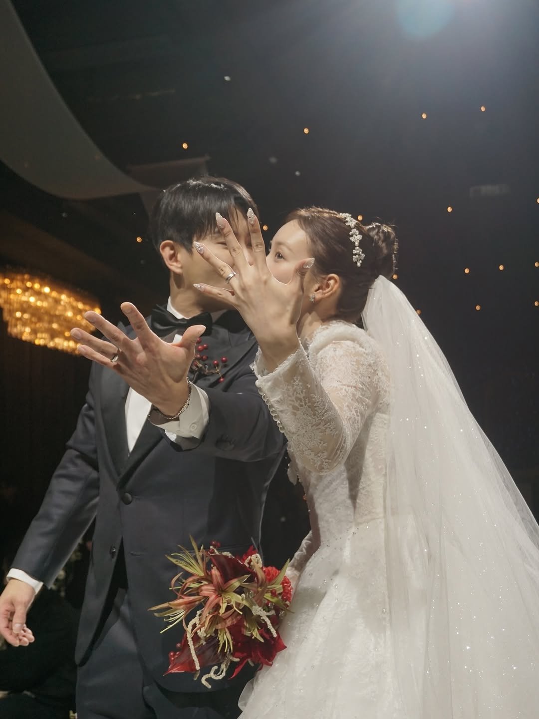 king__yujin 게시물 이미지: 이유진유나 결혼했습니다. 
많은 분들 축하해주신 만큼 행복하게 살도록
최선을 다해...