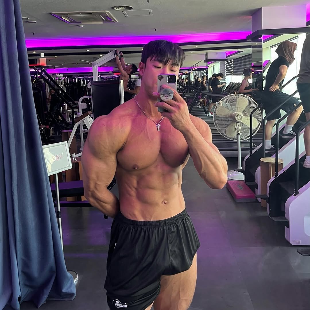 kinggym_187 게시물 이미지: 잠과 피자가 보약이다🍕