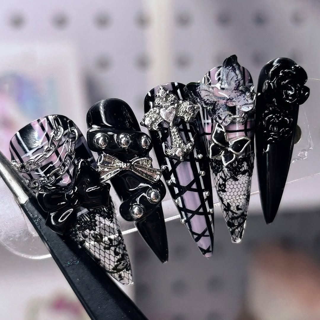 Photo by KJ킹지 on November 28, 2024.