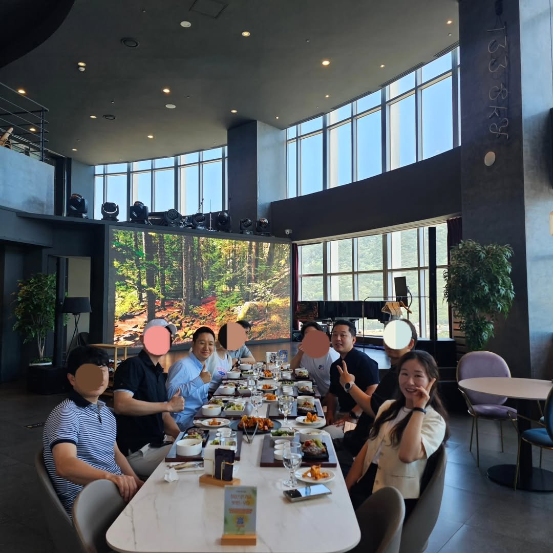Photo by 강준영 [강장군] on August 12, 2025. May be an image of 7 people, table and text.