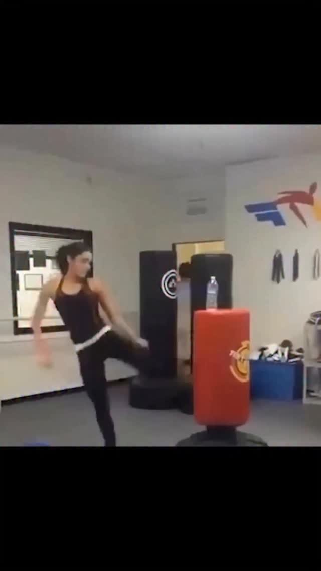 kkang.stylist 게시물 이미지: 드디어 연말 블랙프라이데이가 시작합니다🤫 최대할인률 90% 
신라호텔 숙박권...