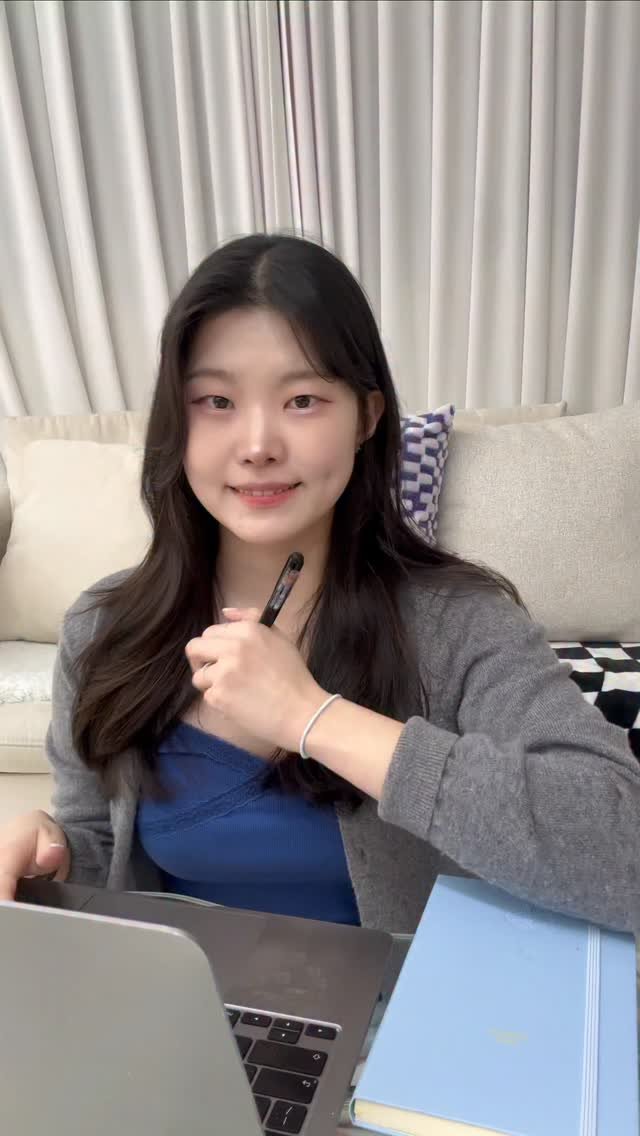 kkang_gu_ 게시물 이미지: 드디어 제가 가르치던
제자가 취뽀를 했습니다!
-
날이 항상 맑으면
사막이 된다고...