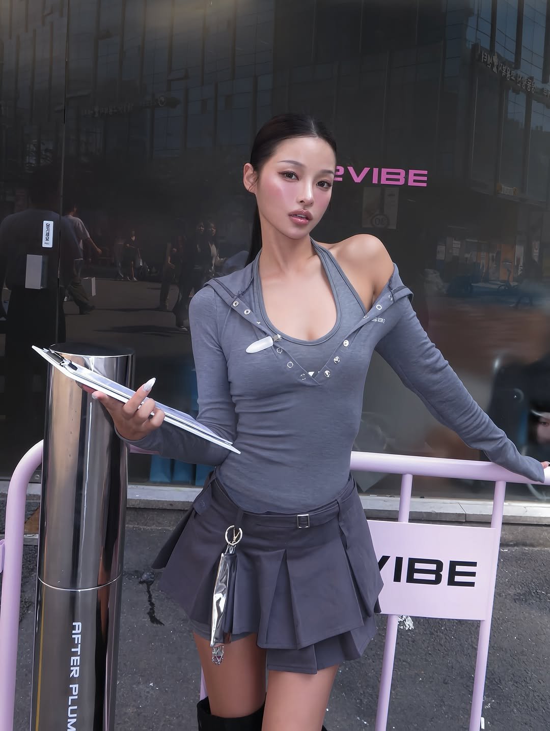 Photo shared by 강경민 on October 04, 2025 tagging @fivevibe_official. May be an image of 2 people, costume, miniskirt and text.