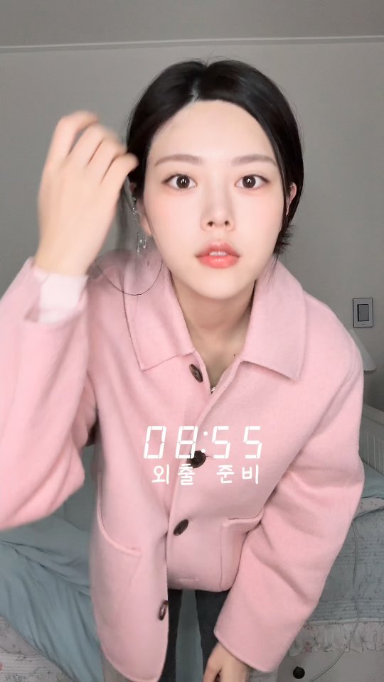 kko_ujin 게시물 이미지: 나른한 뷰티인의 시간별 브이로그🔥☀️이런 영상 괜찮아요??