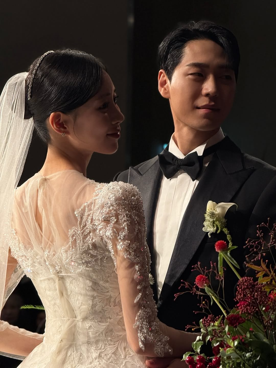 Photo shared by 박소현 on December 23, 2025 tagging @gosu0315. May be an image of one or more people, dinner jacket, wedding and text.