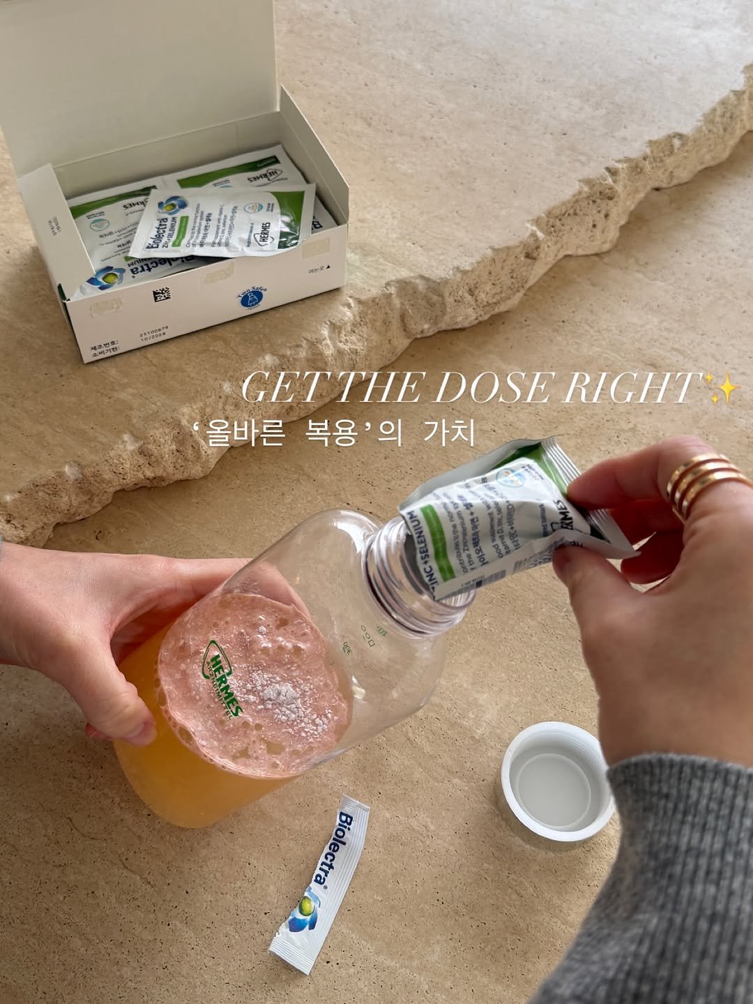 Photo by 약사 | 이동섭 on April 16, 2026. May be an image of medicine, juice and text that says '4 0 Bolectra e 3 mEИ6 ベ仁里 お袋 1210082 소적거원 GETTHE DOSE GETTHEDOSERIGHT: RIGHT+ 올바른 복용'의 가치 apA 0 9円 A Biolectra 1'.