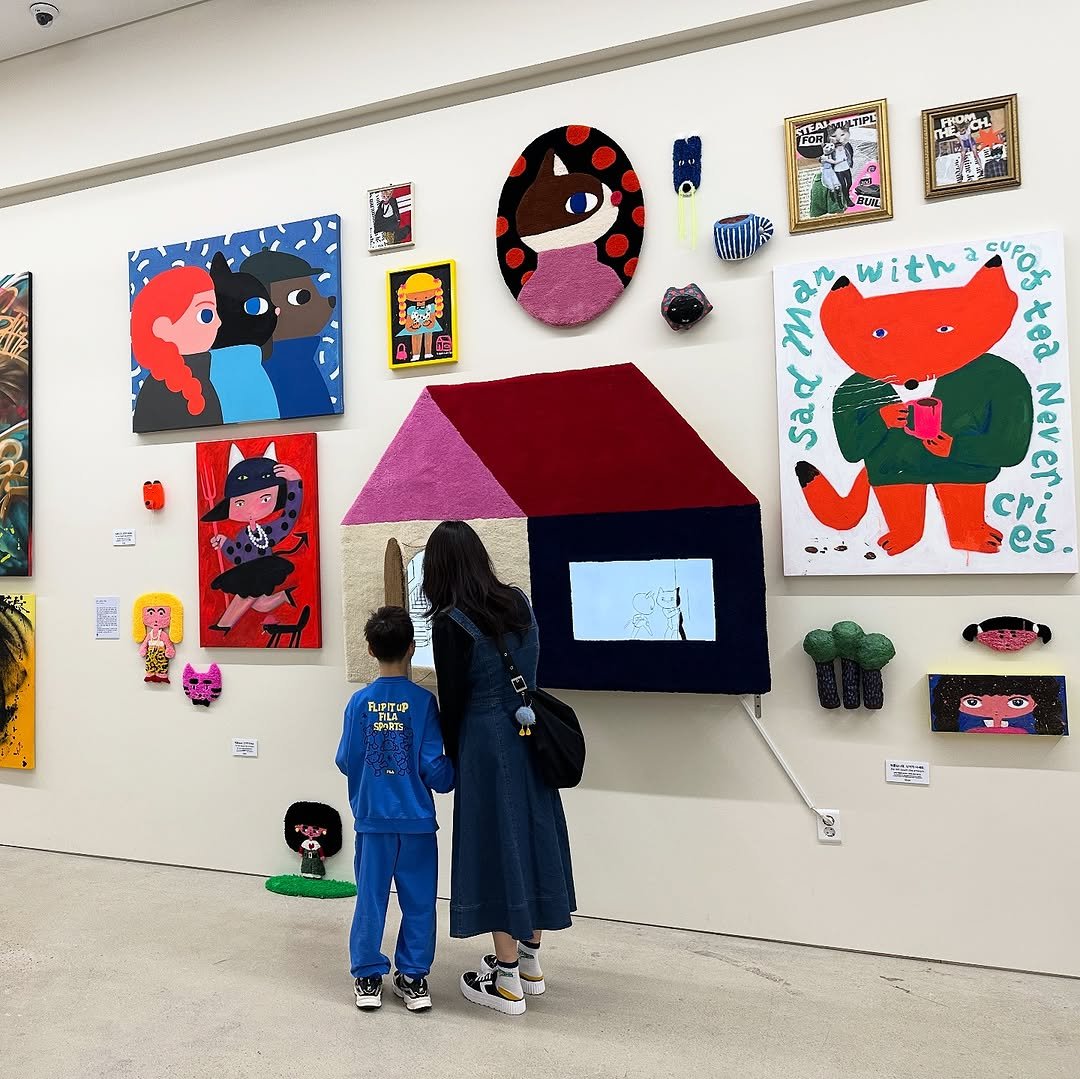 Photo shared by K현대미술관 on October 16, 2025 tagging @lindsaykingdom.