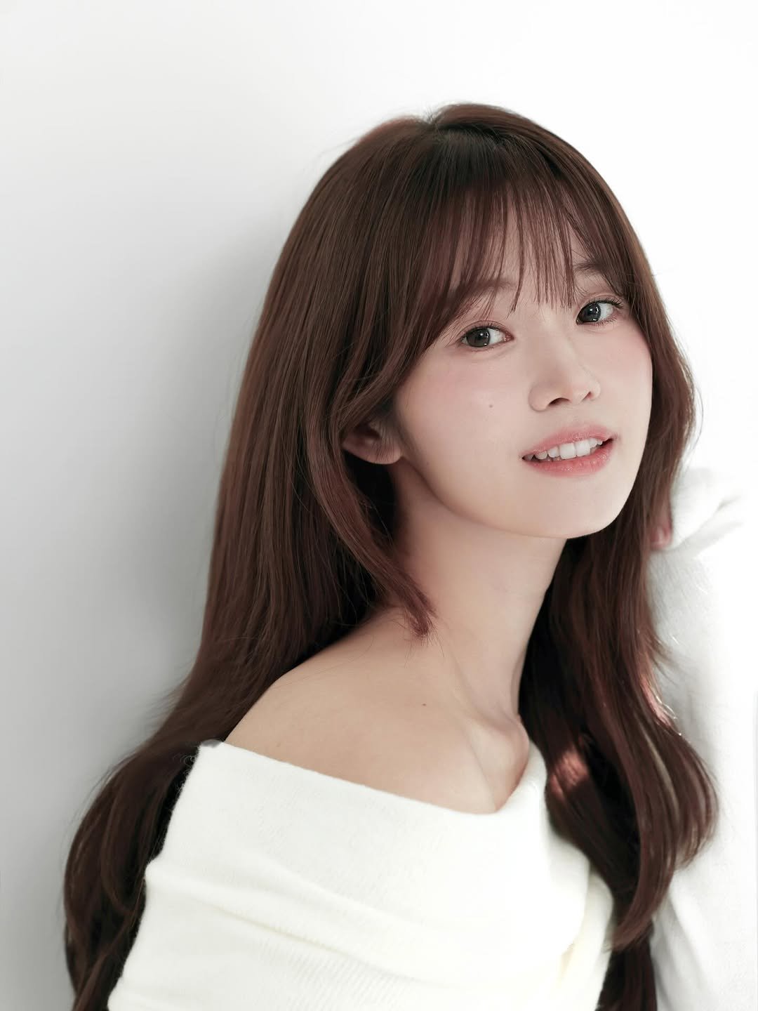 Photo by 김규남 on January 25, 2026. May be an image of one or more people, hair and text.