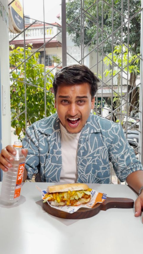 kns_pune 게시물 이미지: Tag that friend who’d actually do this 😂

#kns...