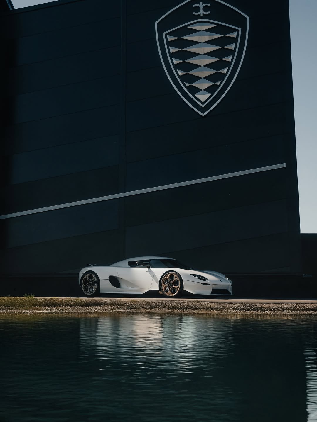 koenigsegg 게시물 이미지: Ängelholm, home of Koenigsegg and the Gripen...