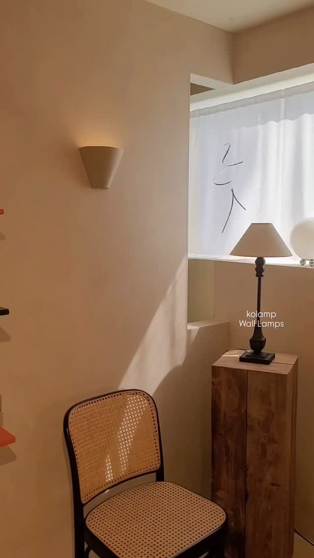 kolamp1981 게시물 이미지: ✨️코램프 벽조명.

👀요즘 느끼는게 벽등에 대한 관심이 예전보다 깊어지고 있는 것...