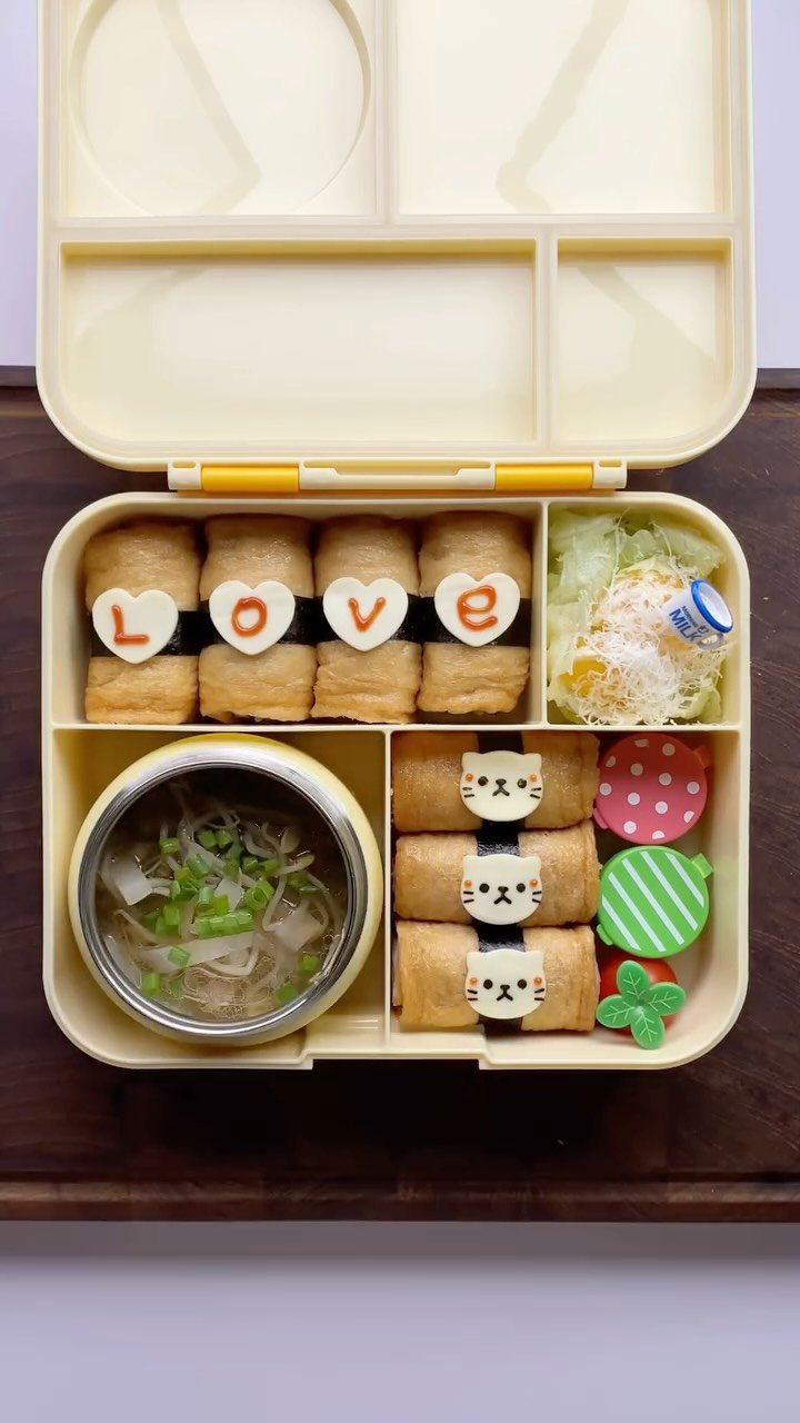 kongkong2_kim 게시물 이미지: 💟 남편도시락
💌 참치마요, 명란마요 롤유부
💌 콩나물무국
💌 김치, 무생채
💌...