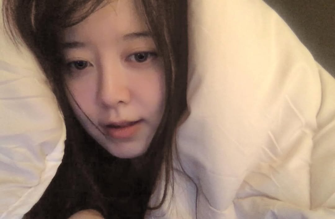 kookoo900 게시물 이미지: 꼬질꼬질 늦잠
