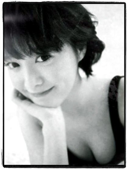 Photo by 구혜선 on January 31, 2026. May be a black-and-white image of one or more people, bangs and text.