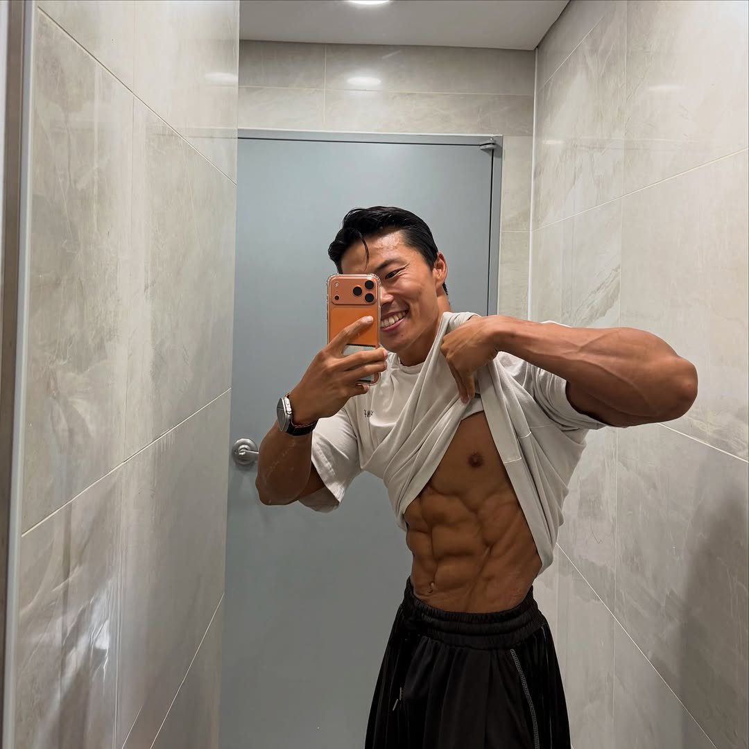 korean_hercules_ 게시물 이미지: 🔥정진🔥

몸도 마음도 한가득
빵빵하게 채우는 중🚀

전투력 최상이다....