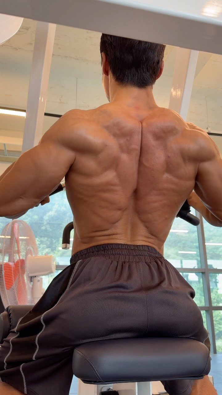 korean_hercules_ 게시물 이미지: 🔥정진🔥

단순한 양으로 채우는 것이 아닌,
매순간 타협 없는 퀄리티로...