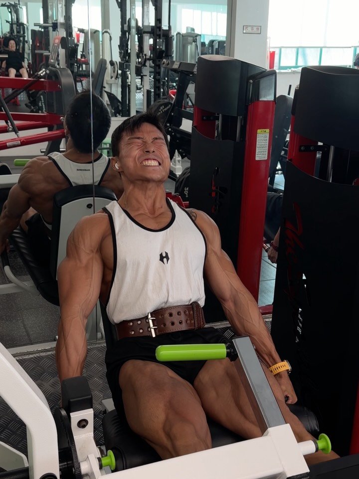 korean_hercules_ 게시물 이미지: 🔥정진🔥

D-12‼️‼️‼️

곧 카운트 다운 시작👊🏾💥

올해 앞에 있는 시합에...