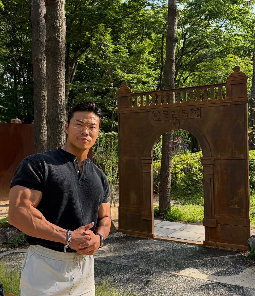 korean_hercules_ 게시물 이미지: 6월 6일 현충일. 

오늘은 우리나라를 위해 헌신하신 분들 덕분에 맞이한 소중한...