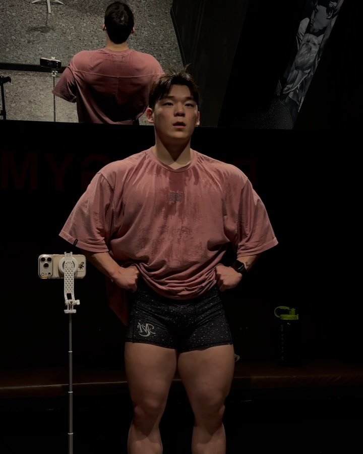 korean_kaori 게시물 이미지: 나름대로 노력한다고 노력하지만

강도를 더 뽑을 수 있을 것 같은데

정신이 나약한...