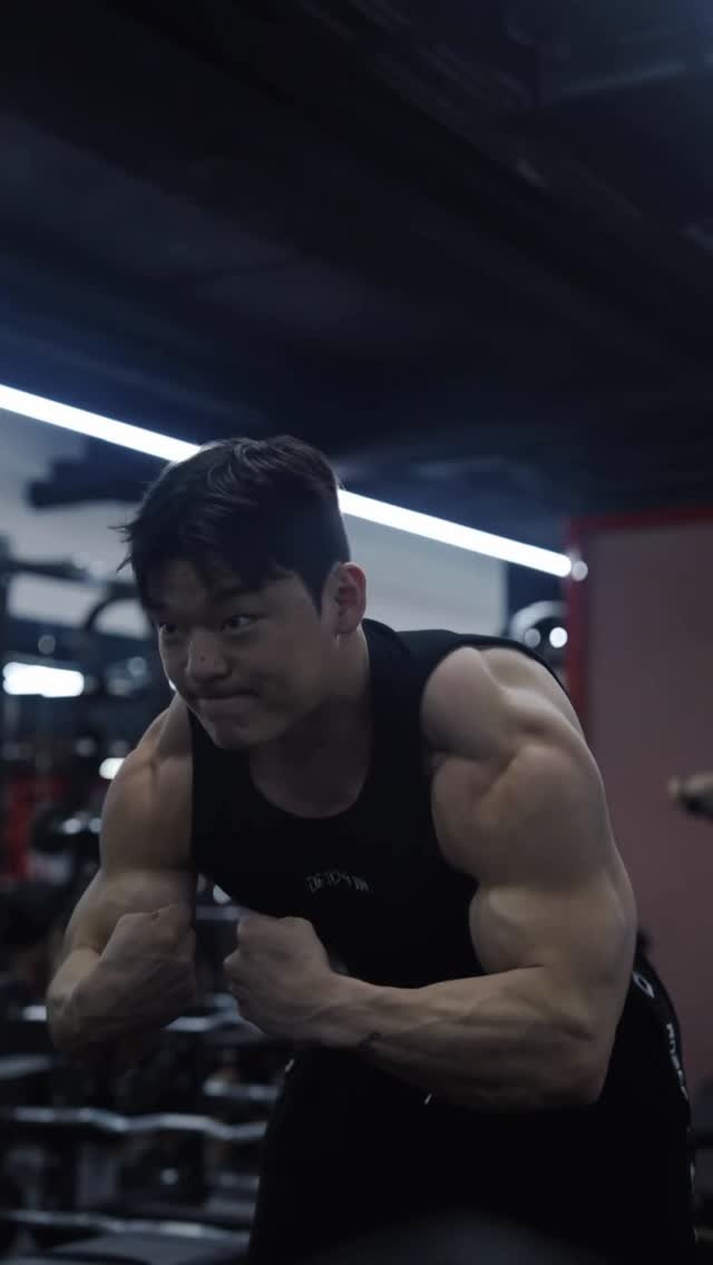 korean_kaori 게시물 이미지: 안녕하세요

머스콜로 공식 후원선수로서 2026년 여름 신상 촬영과 함께 모티베이션...