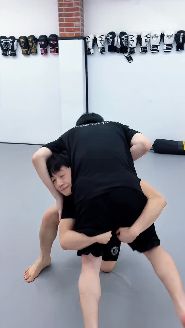 koreantopteam_ydp 게시물 이미지: 누구나 할수있는 운동🥊
오늘도 운동하러 가야지!
.
.
🏆영등포 최고 종합격투기...