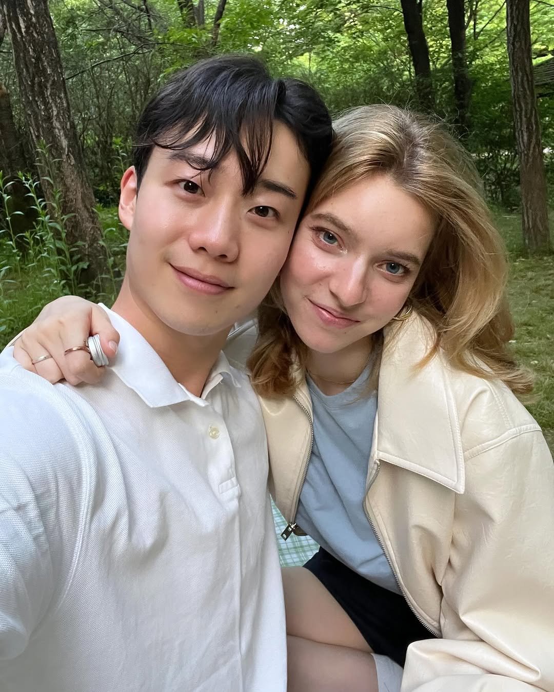 korfracouple 게시물 이미지: 오랜만에 피크닉! Picnic time at Seoul 🧺 
.
.
.
#korea...