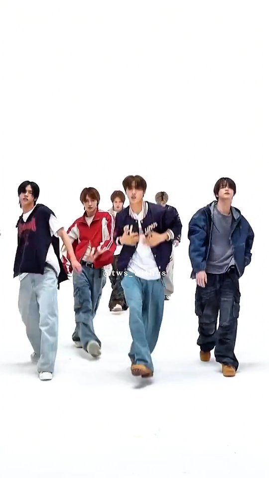 kpop_arena1 게시물 이미지: TWS (투어스) - 정
불후의 명곡2 전설을 노래하다

#tws #투어스...