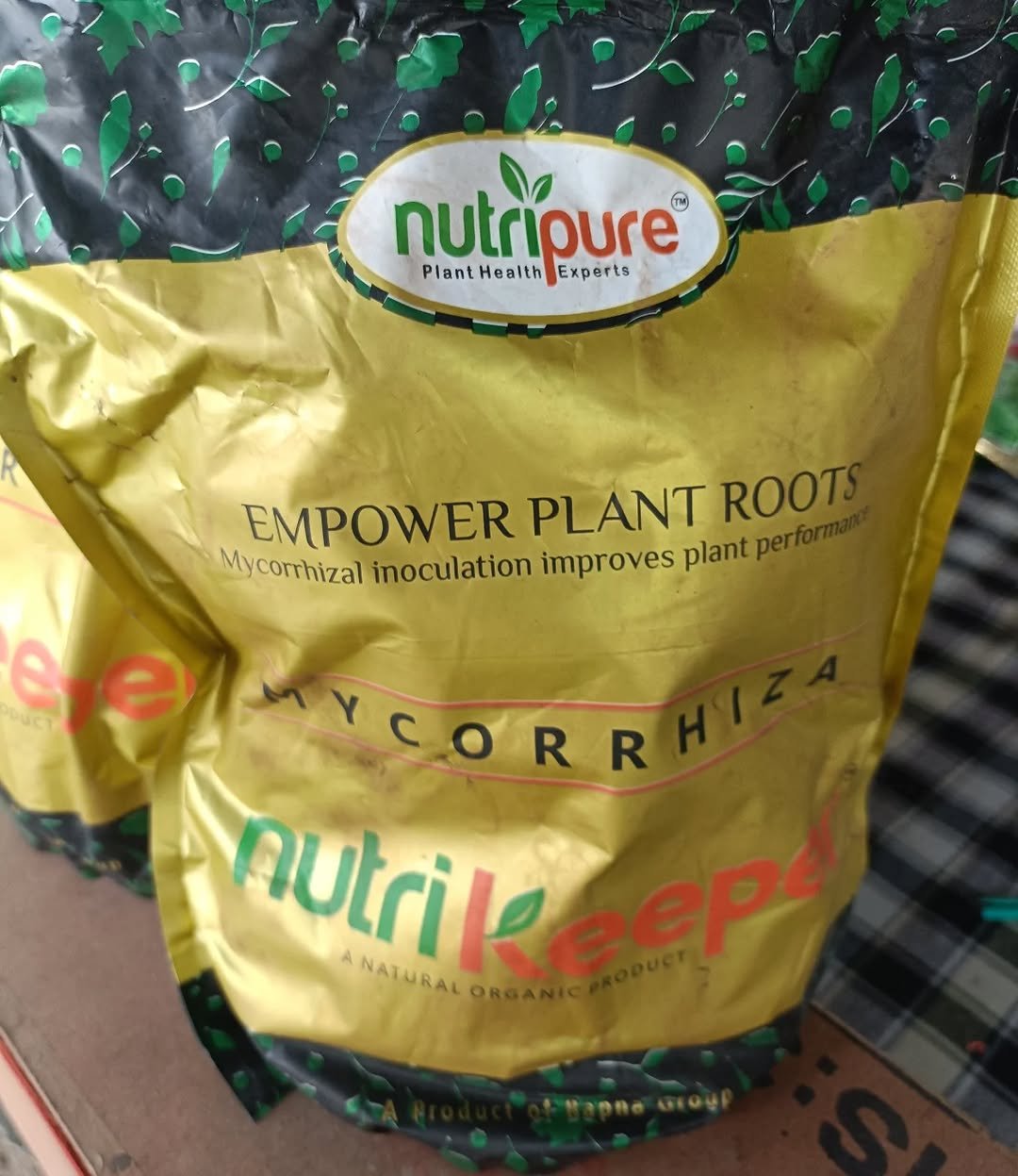 Photo by krishi darshan news in Bibirani College with @rewari_tijara. May be an image of petfood, seedlings and text that says 'nutripure® PlantHealthExperts Plant Health Experts EMPOWER PLANT ROOT Mycorrhizal inoculation improves plant performe pert BUCT ee e MYCORR CORR nutrieepe nutrike NATURAL ORGANIC ORGA'.