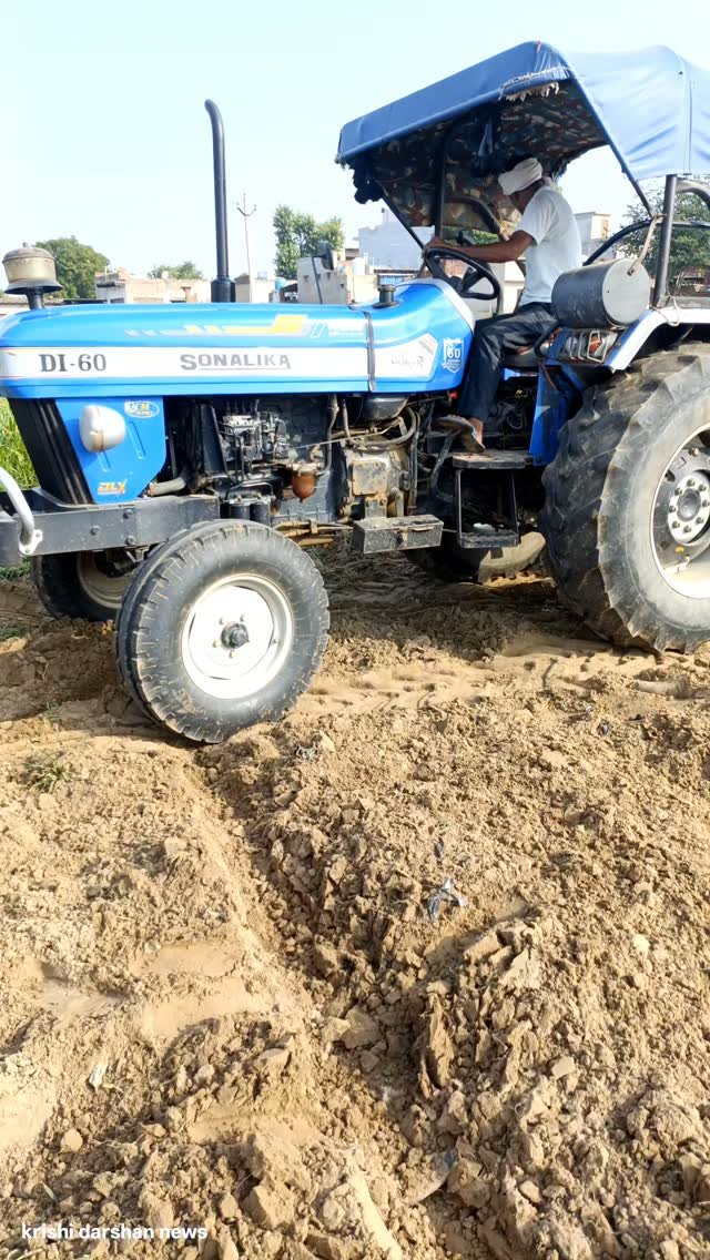 krishidarshanews 게시물 이미지: मूली बिजाई #virel #short #farming #बरसती_मूली_की_खेती
