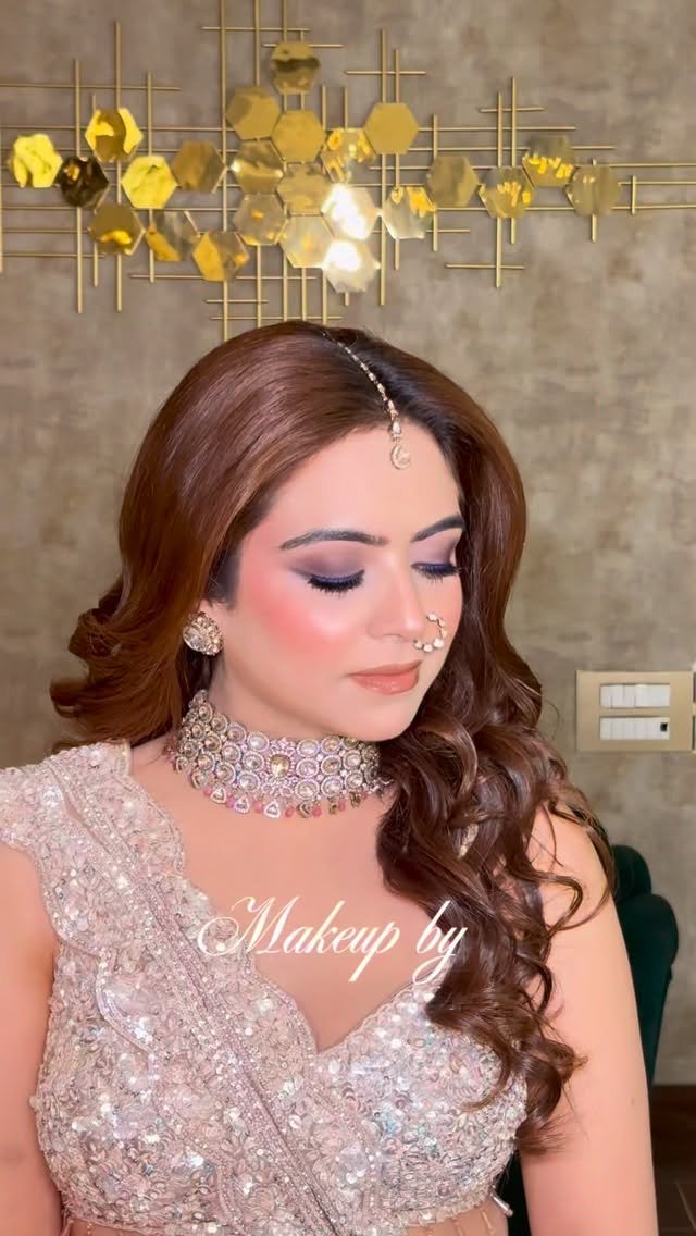 kritids 게시물 이미지: Senior artist makeup at @kritids 

Call-...