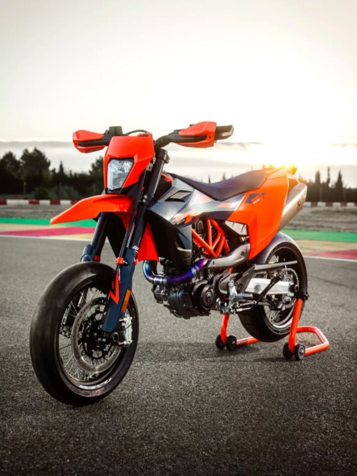 ktm_official 게시물 이미지: A little 3D Supermoto imagery to complete the...