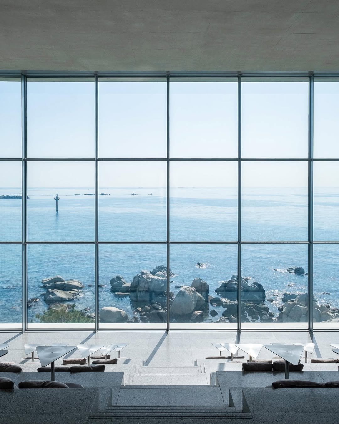 Photo by 대한민국 구석구석 | 국내여행 가이드 on January 07, 2026. May be an image of buildings and text.