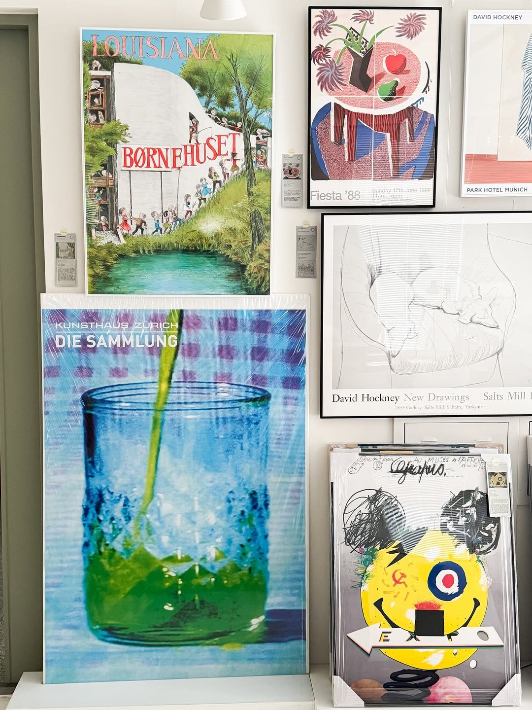 대형액자 대형포스터 아트포스터 쿠자장롱 성수동쇼룸