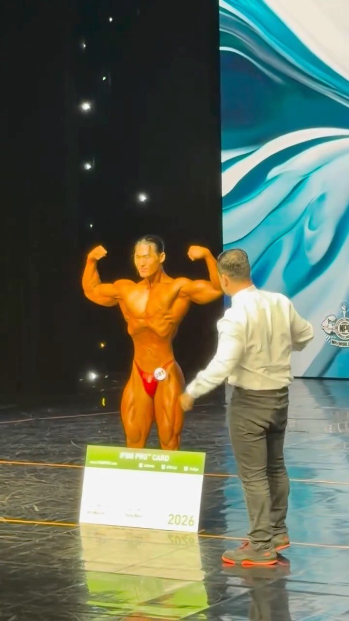 kunho__song 게시물 이미지: IFBB PRO가 되기까지
2022-2026

다음 프로쇼에서
샹크스 “이 전쟁을...