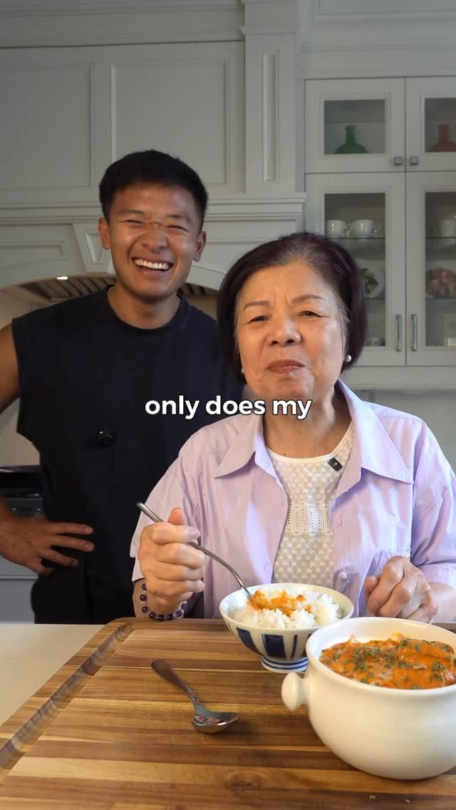 kwokspots 게시물 이미지: Comment what I should have my grandma try...