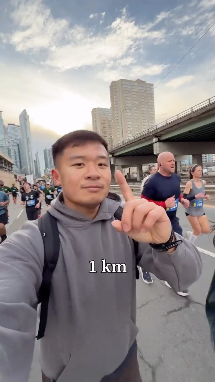 kwokspots 게시물 이미지: Breakfast sandwich + Toronto 10k is a good...