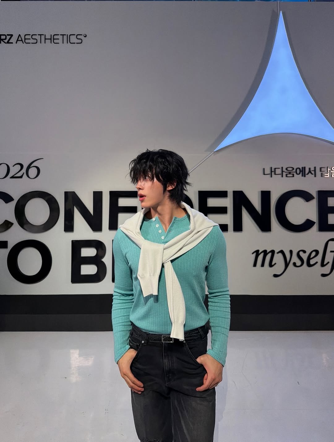 Photo shared by KWON STAR on April 25, 2026 tagging @merzaesthetics_kr. May be an image of one or more people, bangs, costume, bolo tie, top and text that says 'ZAESTHETICS 26 나다움에서 남을 ONF ONFNSE ENCE O OBI mysel'.