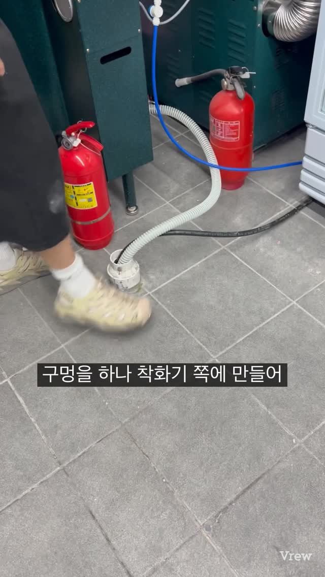 kya_nuu 게시물 이미지: 주방 물 사용할곳 도면을 미리 만들고 바닥공사해야합니다
2층일경우엔 3차 이상으로...