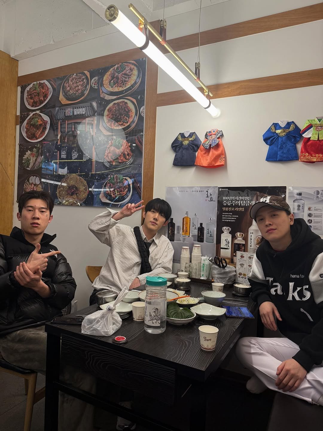 Photo by 김윤태 on September 28, 2025. May be an image of one or more people and text.