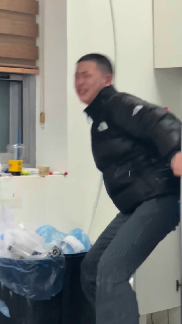 kyt0336 게시물 이미지: 여자친구 바람 핀 장면을 목격한 황시후..(16세)