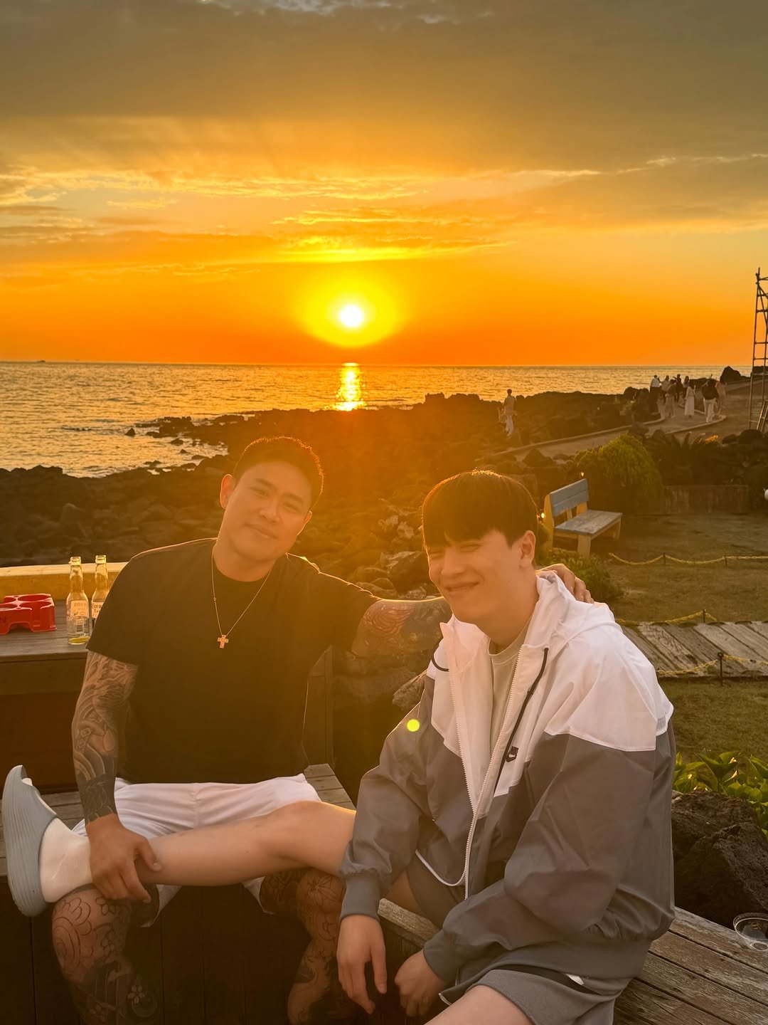 kyt0336 게시물 이미지: 쳐맞기 싫으면 웃으래서 웃었어요ㅎㅎ