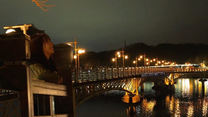 kyu.travel 게시물 이미지: 이게 요즘 유행인 '일시정지' 샷이라고 하길래~

'월영교'에서...