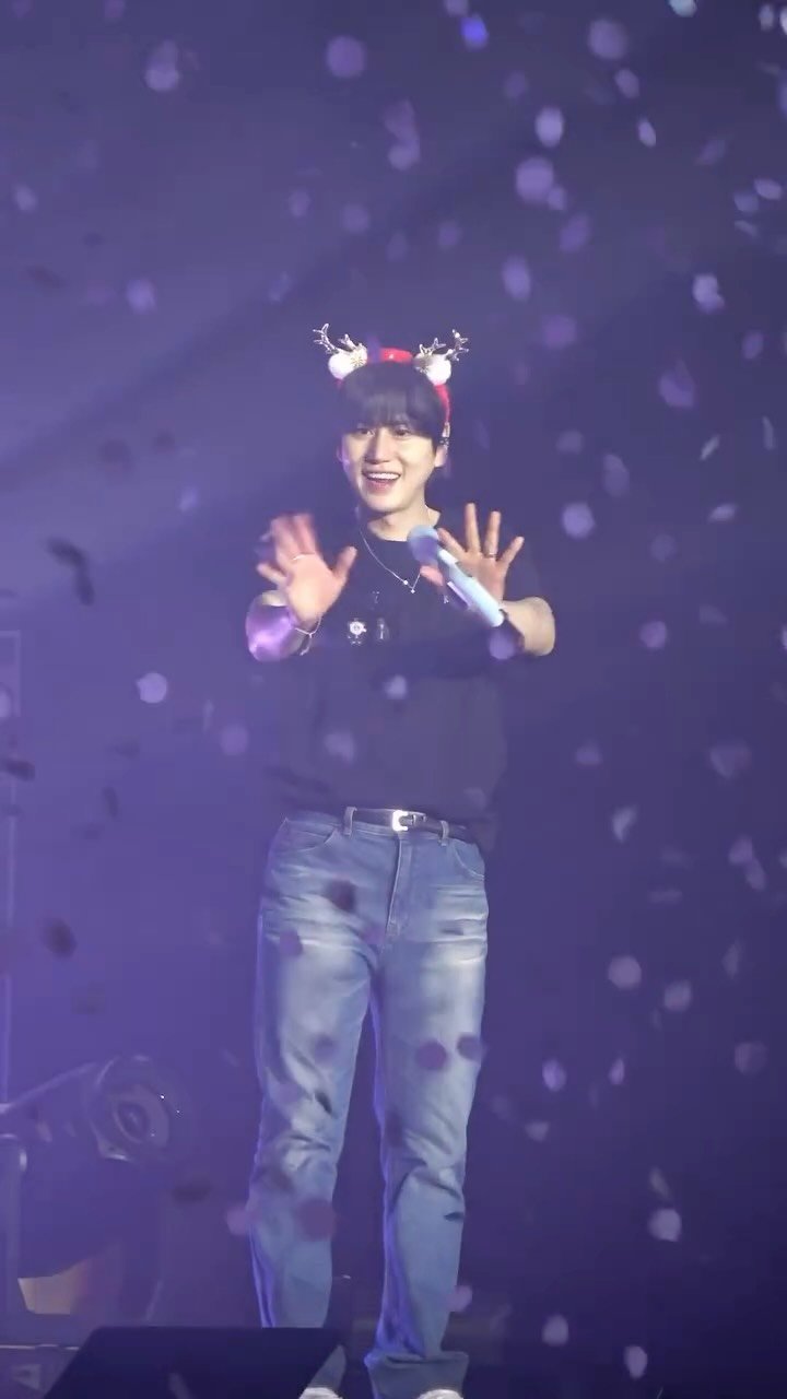 kyuhyun_official 게시물 이미지: 오직 규현과 규피터, 
우리 둘만의 𝓣𝓱𝓮...