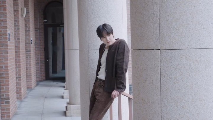 kyuhyun_official 게시물 이미지: Jacket & MV Behind The Scenes | 규현 (KYUHYUN)...