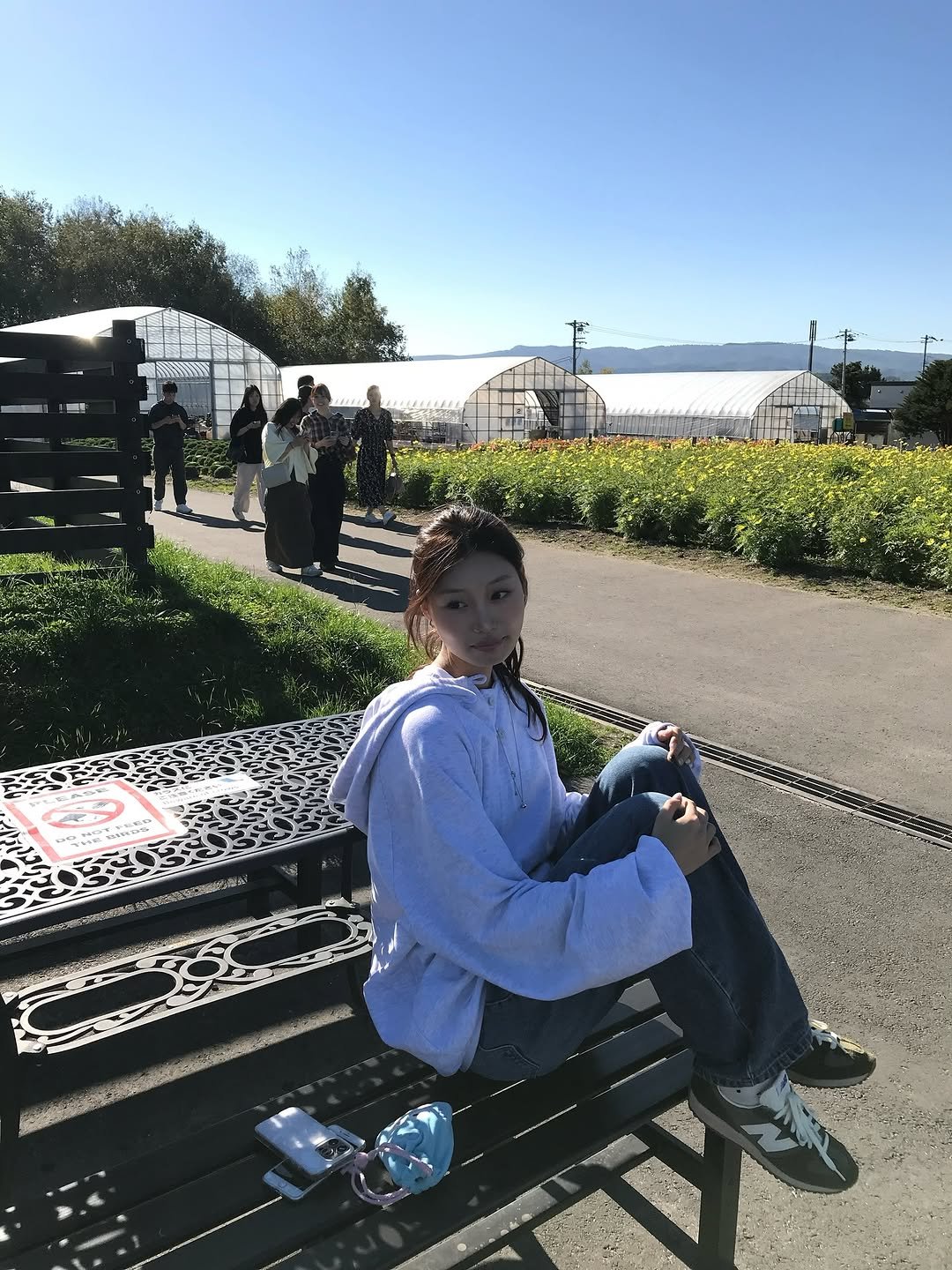 Photo by 설히 on October 02, 2025. May be an image of park and text.