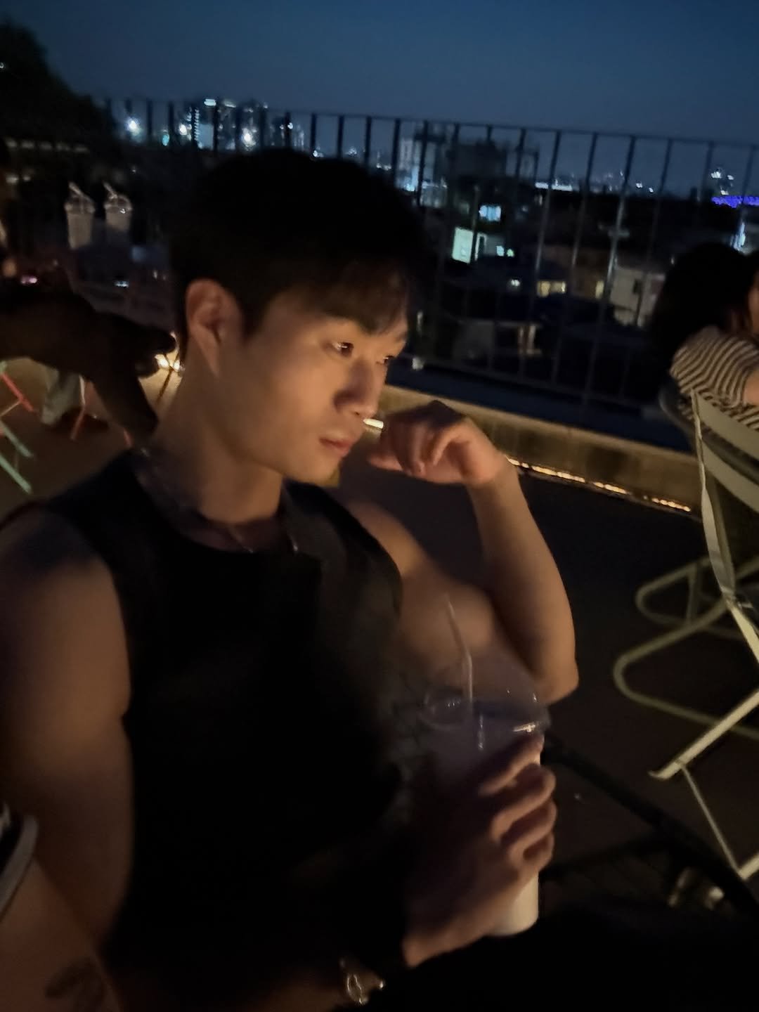 l_.zuh 게시물 이미지: 🍀❤️