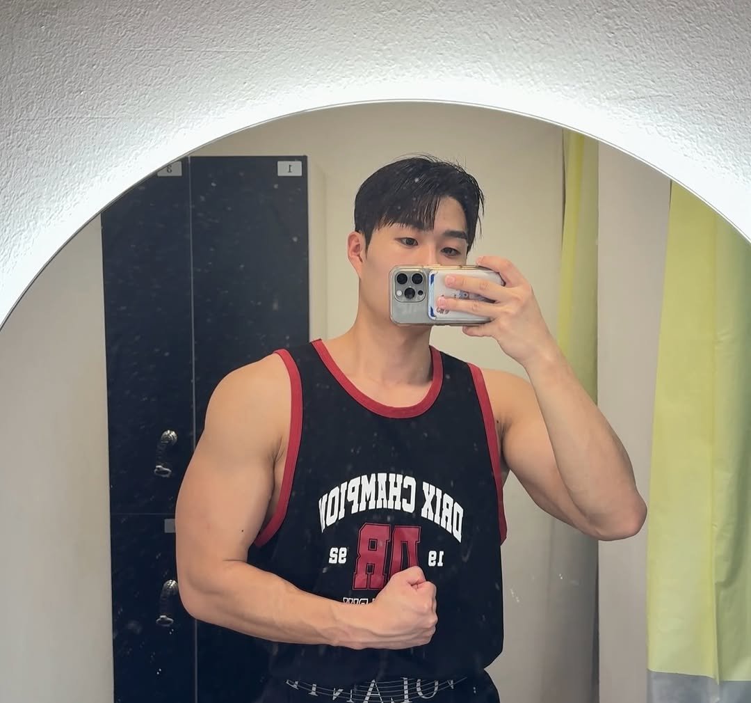 l_.zuh 게시물 이미지: 🐵