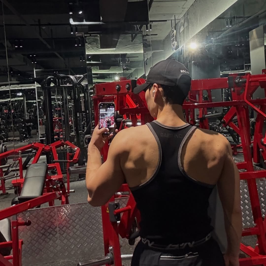 l_.zuh 게시물 이미지: 너무 덥쟈냐..?🥵