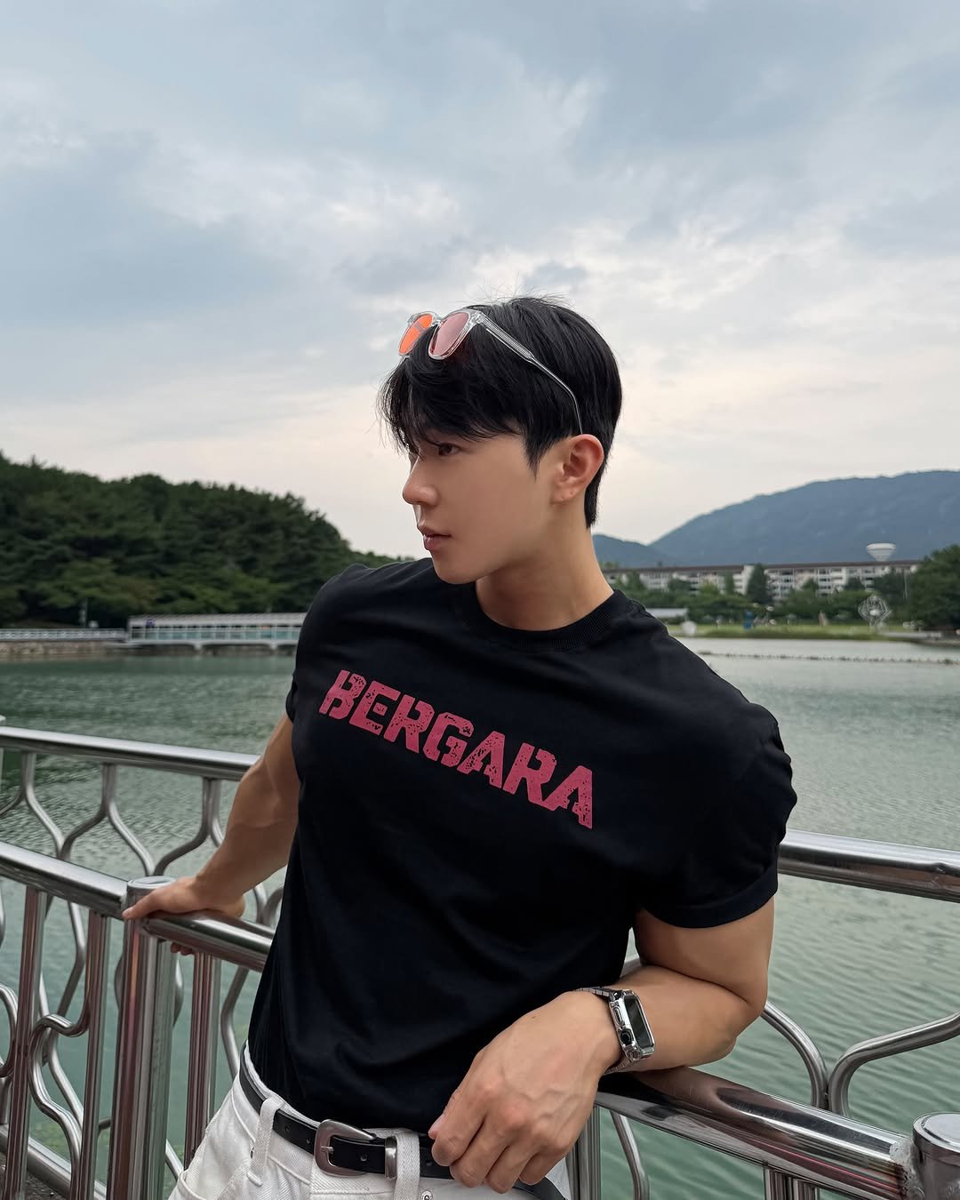 l_junghoon_ 게시물 이미지: 오픈 한지 벌써 한달차 !

거리불문 찾아와주시는 분들 모두 감사합니다!!!
더...
