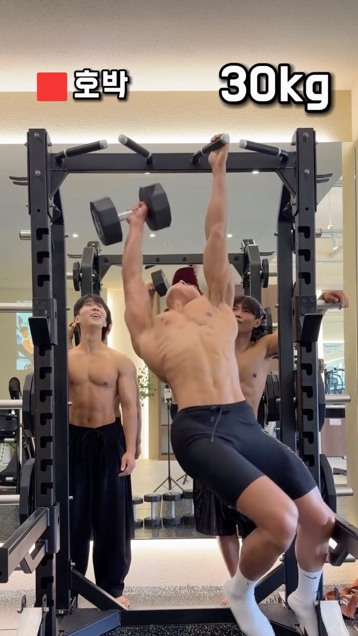 l_junghoon_ 게시물 이미지: 이건 몇 kg까지 가능할까?

Gym - @fitness_martin_yh